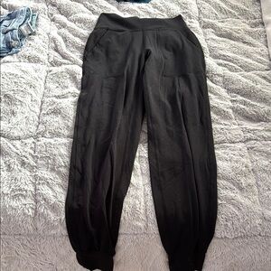 lululemon joggers
